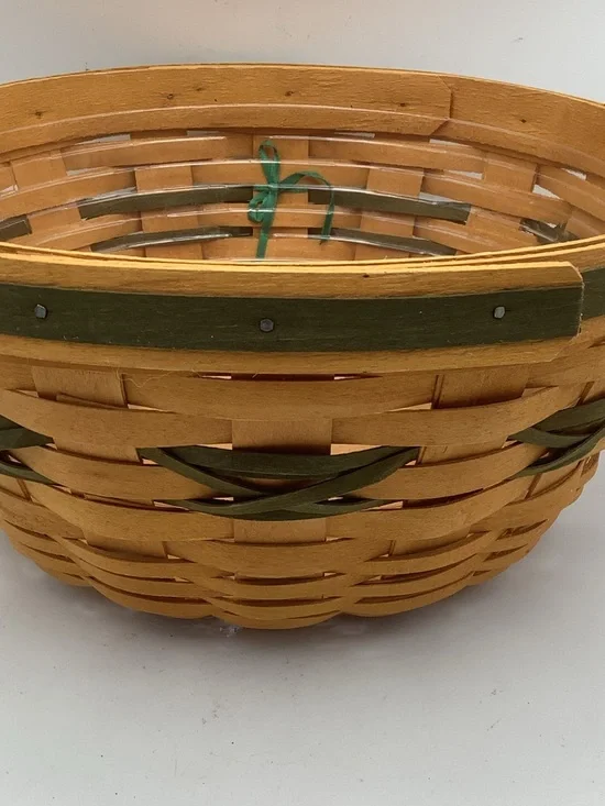 Vintage Longaberger 1999 Christmas Collection Popcorn Basket, Liner and Charm - Picture 5 of 11